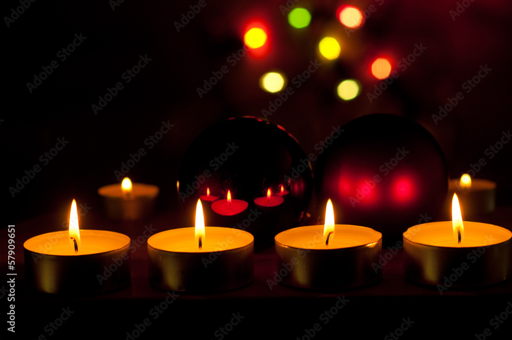 Teelichter mit Bokeh Hintergrund Teelichter mit Bokeh Hintergrund