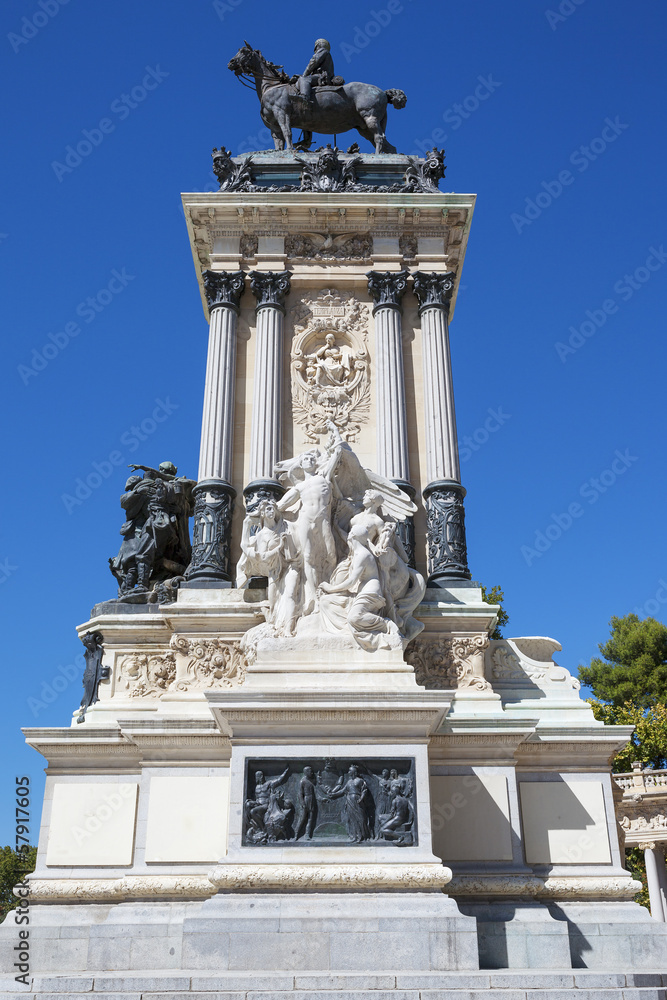 Obraz premium Monument in memory of King Alfonso XII