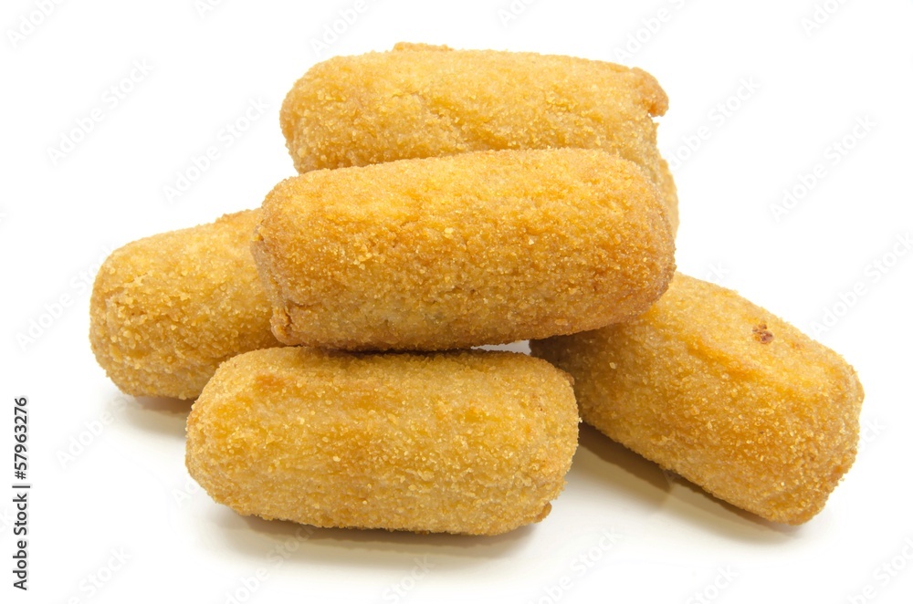 Deliciosas croquetas de bechamel y carne Deliciosas croquetas de bechamel y carne