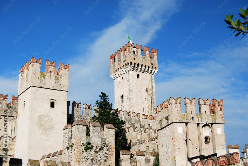 Fototapeta premium The castle of Sirmione on Lake Garda - Brescia - Italy