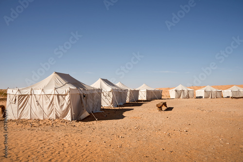 Tentes dans le désert du Sahara - Tunisie