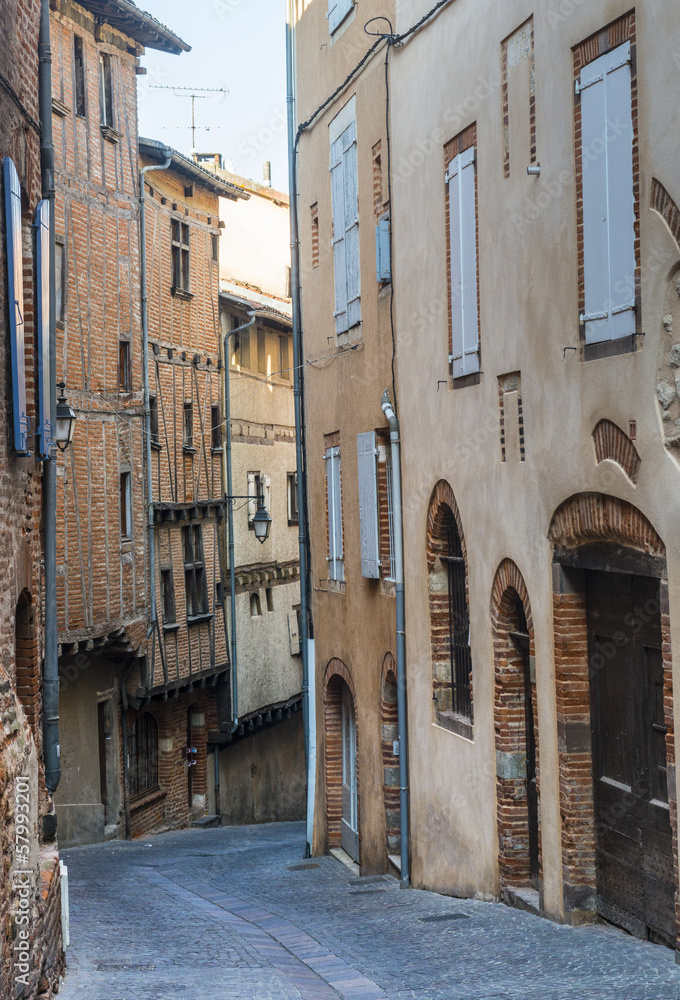 Obraz premium Albi, typical old street