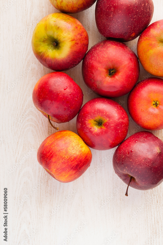 Fresh apples Fresh apples