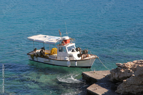 Fischerboot bei Finiki auf Karpathos