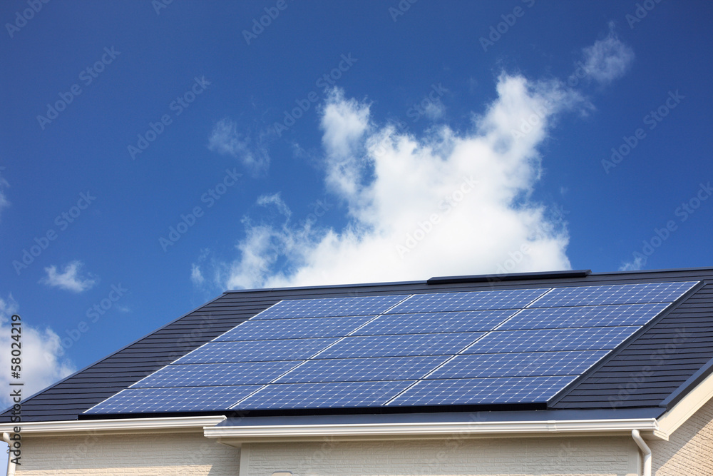 太陽光発電と青空 太陽光発電と青空