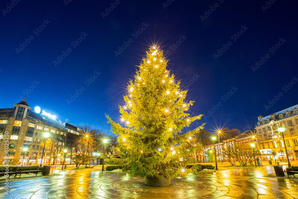 light Christmas tree