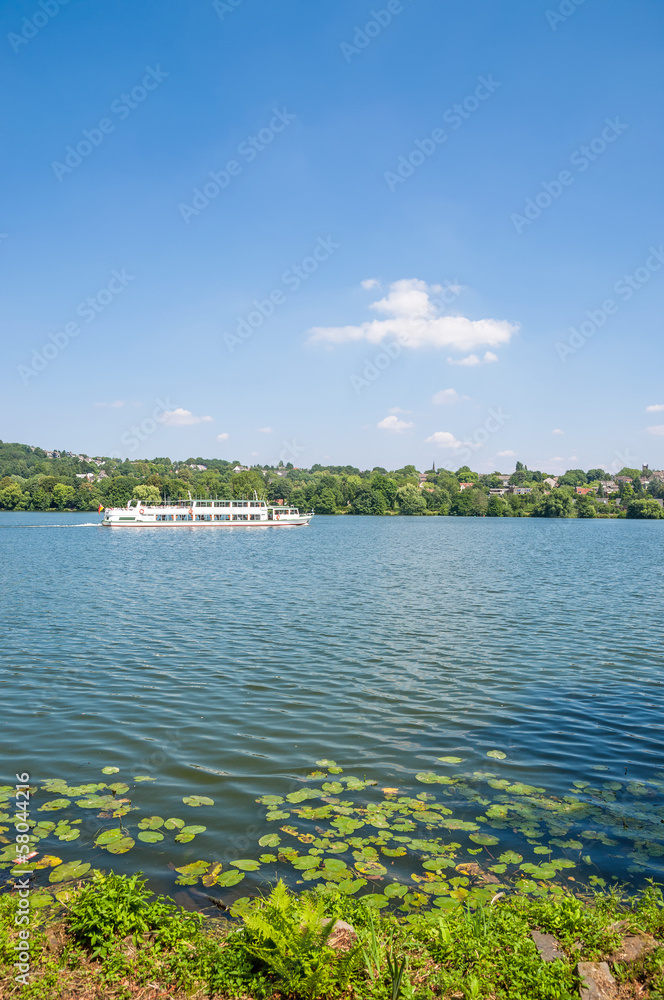 der beliebte Baldeneysee in Essen im Ruhrgebiet Stock Photo | Adobe Stock