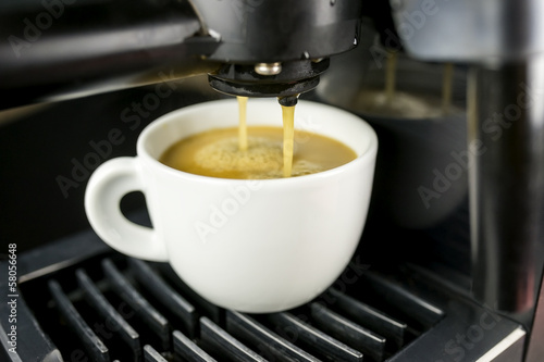 Machine making espresso