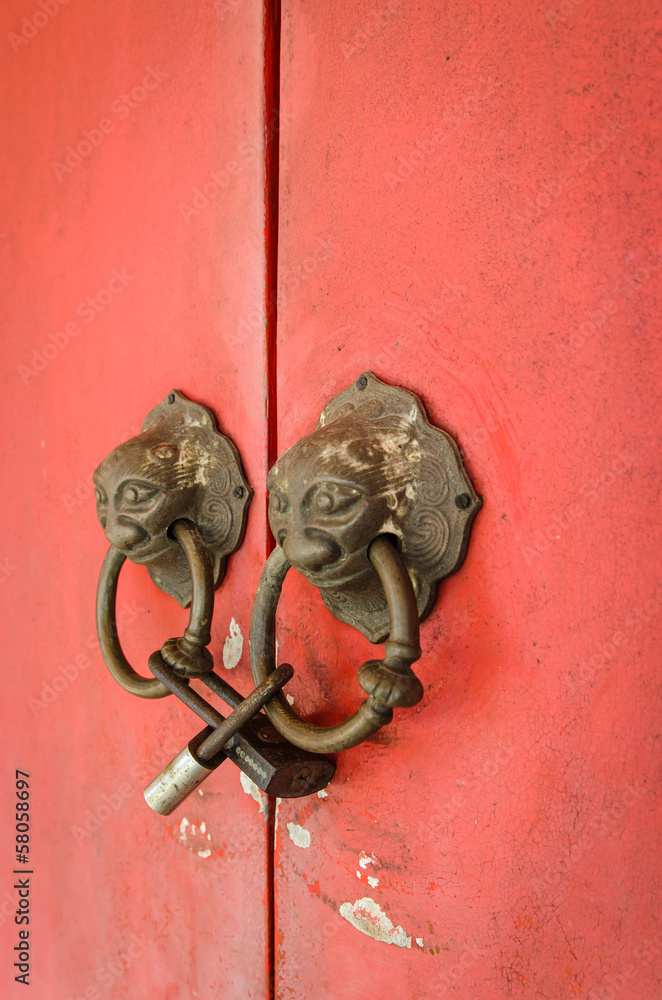 Lion head doorknocker chinese style Lion head doorknocker chinese style