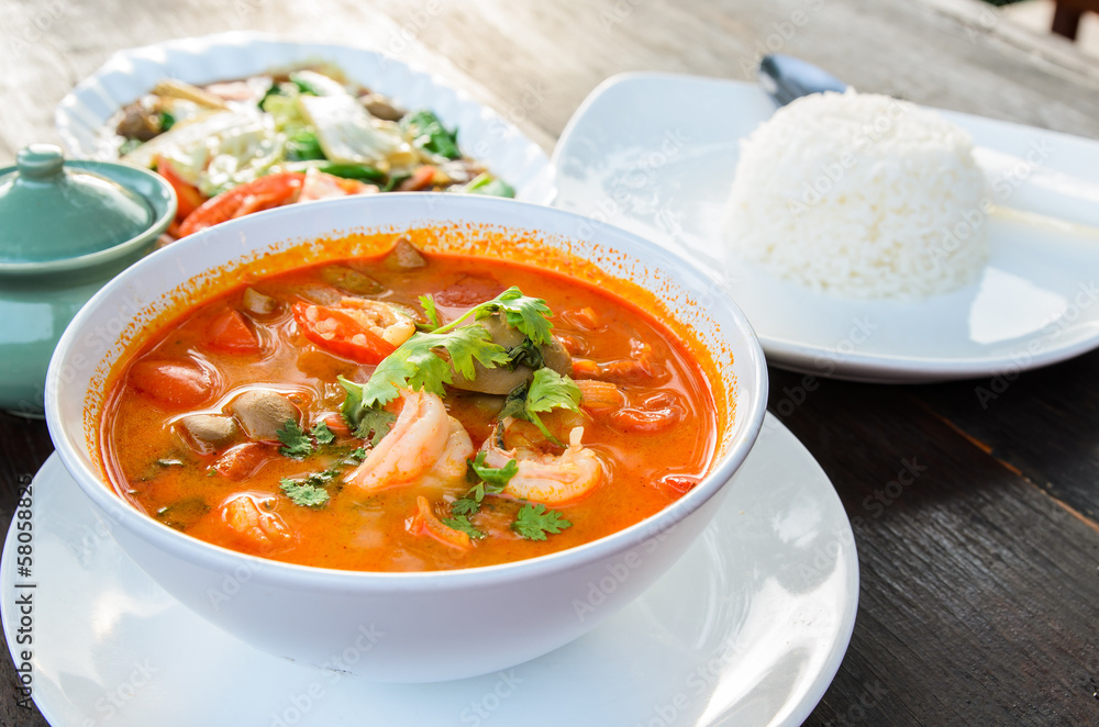 Thai traditional food (Tom Yum Goong) Thai traditional food (Tom Yum Goong)