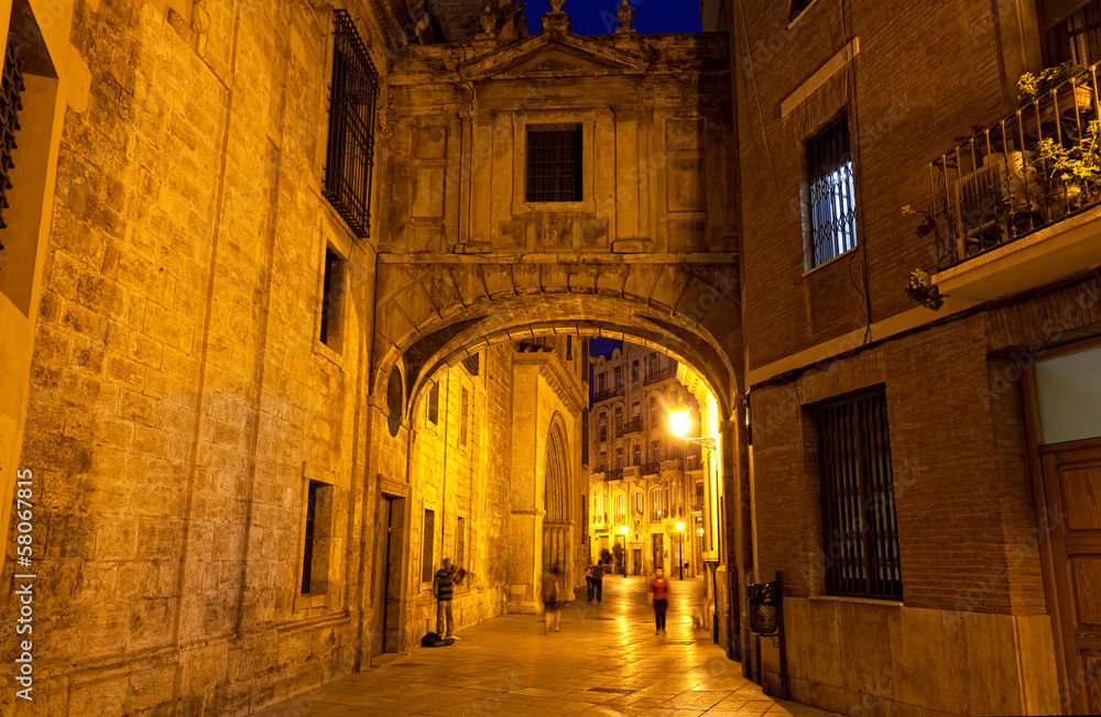 street in historical speak rapidly cities of Valencia at night