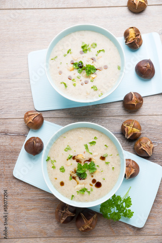 Cremige Maronensuppe