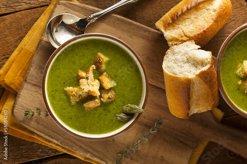 Homemade Green Asparagus Soup