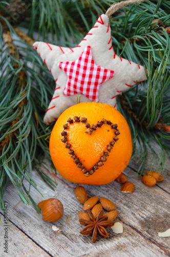 gespickte Orange