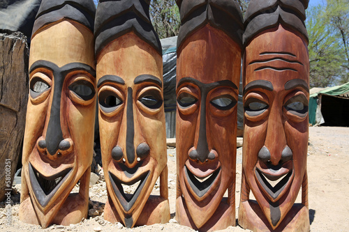 Afrikanische Masken in Okahandja. Namibia
