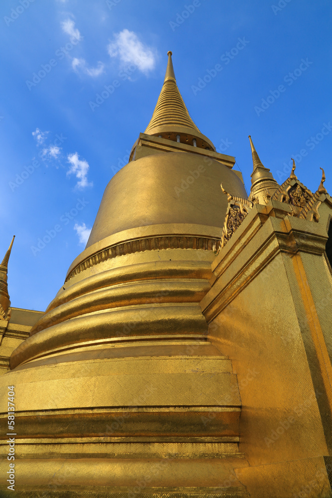 Fototapeta premium The Temple of the Emerald Buddha