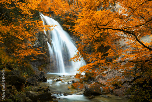 Fototapeta Naklejka Na Ścianę i Meble -  Beautiful Waterfall. Autumn