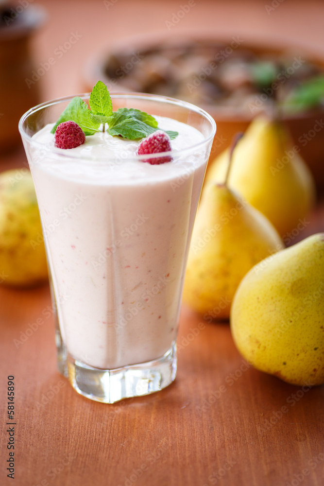 pear smoothie pear smoothie