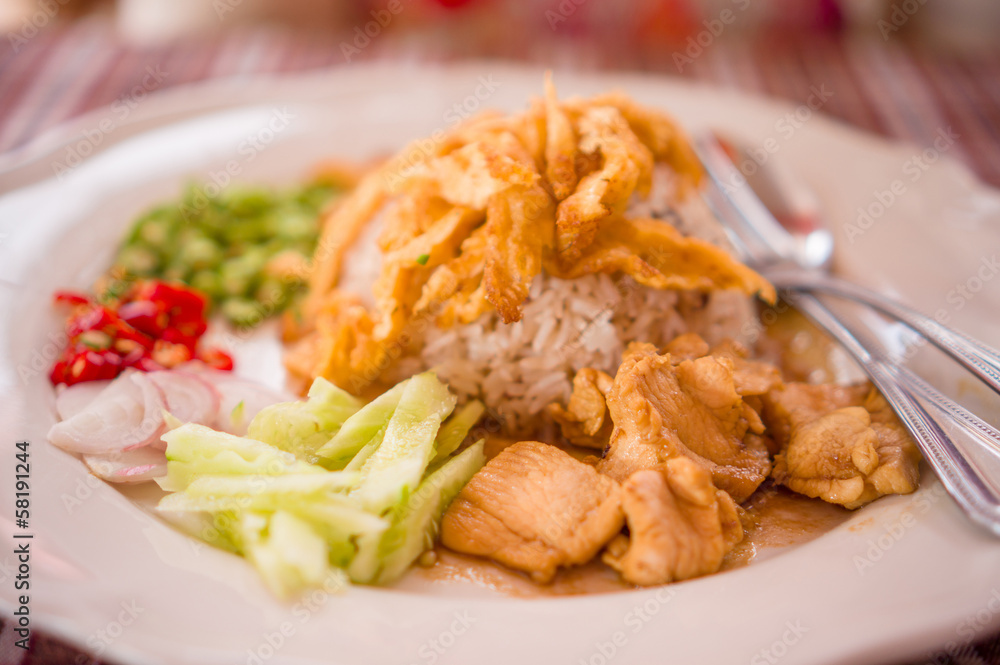 Spicy rice with chicken, eggs, pepper salad Spicy rice with chicken, eggs, pepper salad