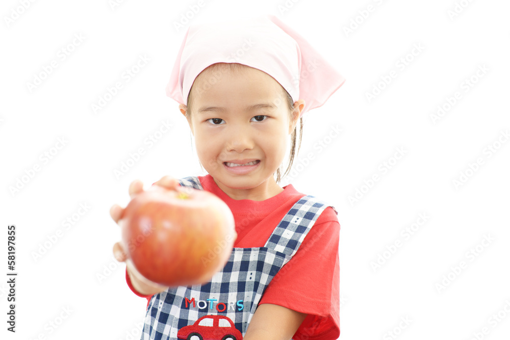 林檎を持つ女の子 林檎を持つ女の子