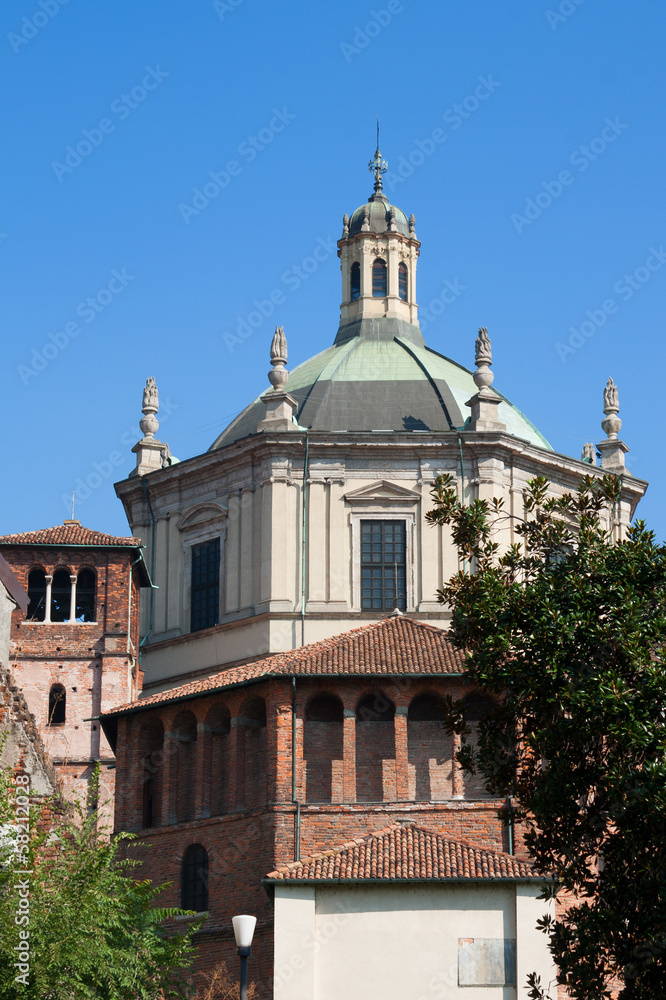 Milan - Basilica of San Lorenzo dome,  tiburio