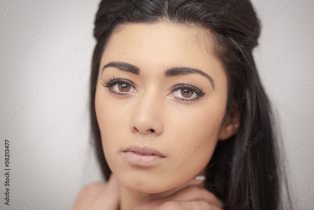 Obraz premium beautiful young asian woman