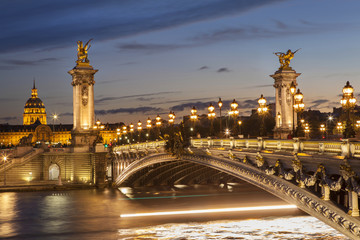 Leinwandbilder Pont Alexandre III Pont Alexandre III nächtlich beleuchtet  © rochagneux