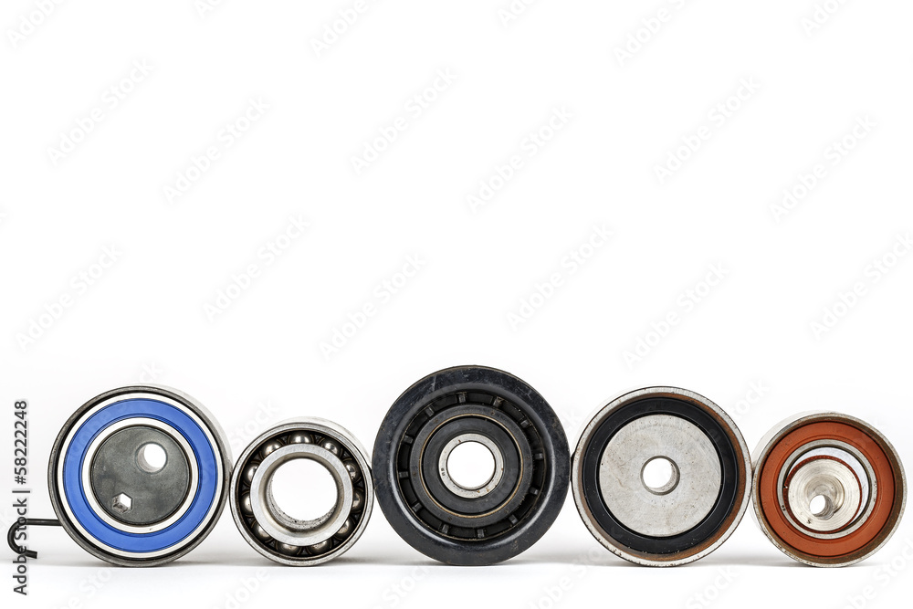 Worn tensioners, pulleys and bearing Worn tensioners, pulleys and bearing