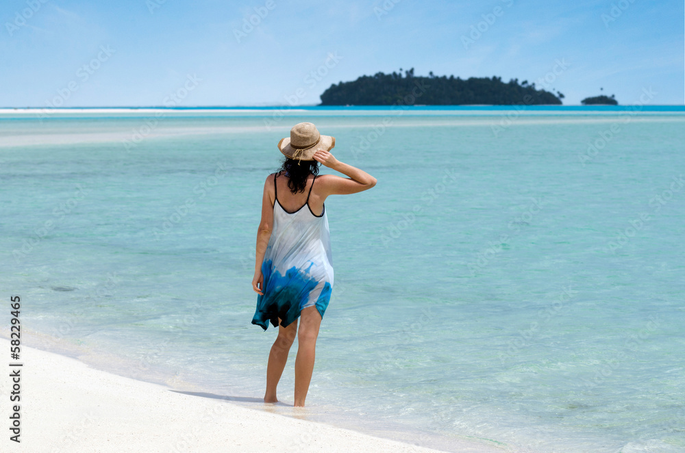 Young woman visit Aitutaki Lagoon Cook Islands Young woman visit Aitutaki Lagoon Cook Islands