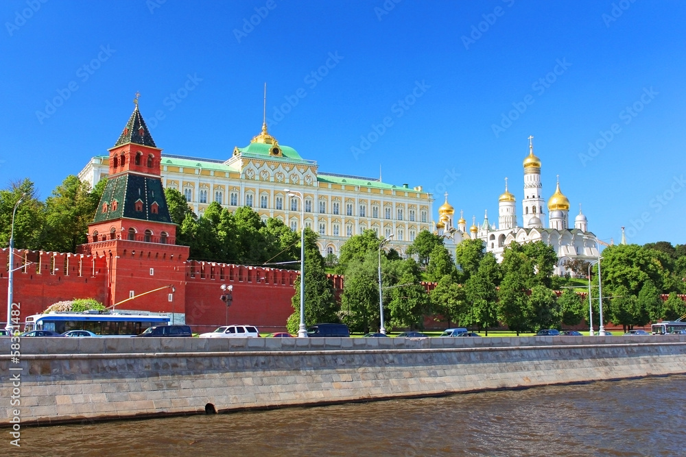Moscow Kremlin and river Moskva, Moscow, Russia Moscow Kremlin and river Moskva, Moscow, Russia