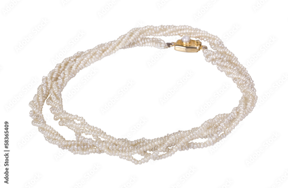 Fototapeta premium Close-up of a pearl necklace