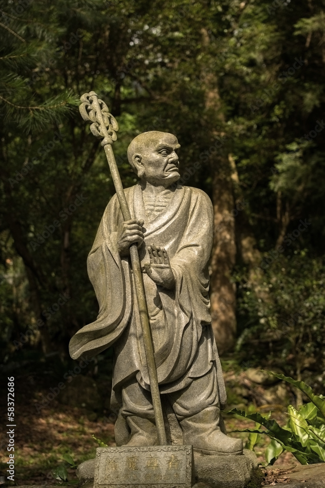 Arhat Kanakbharadvaja statue