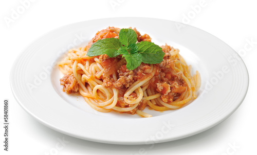 spaghetti pasta with tomato beef sauce