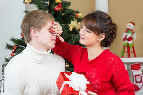 happy couple celebrate Chri...