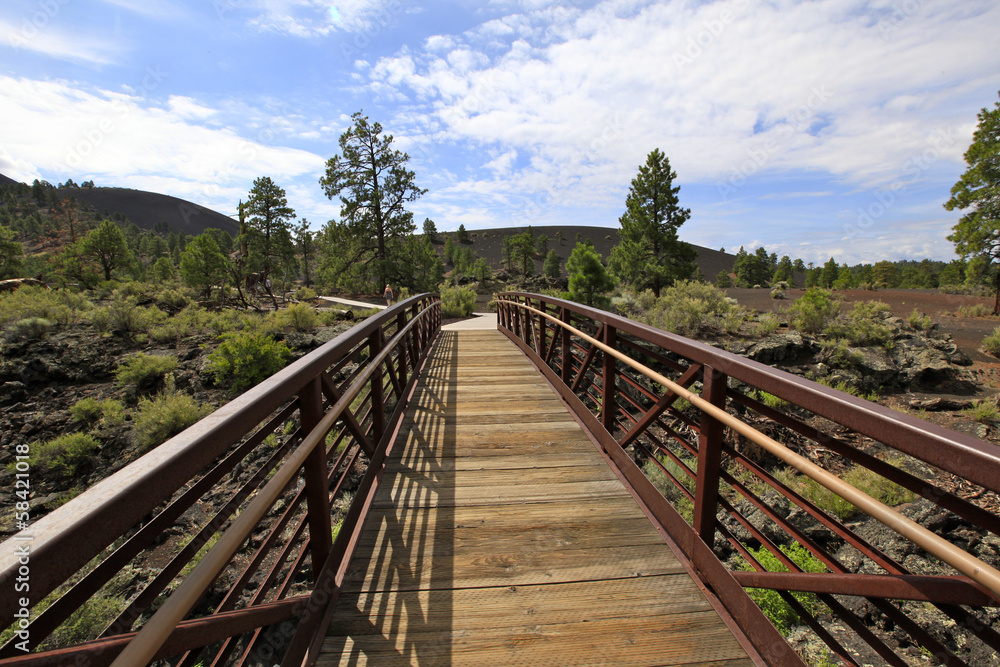 passerelle , volcan Sunset crater