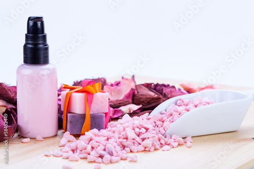 Foto handgemachte seife und creme aromatherapie wellness