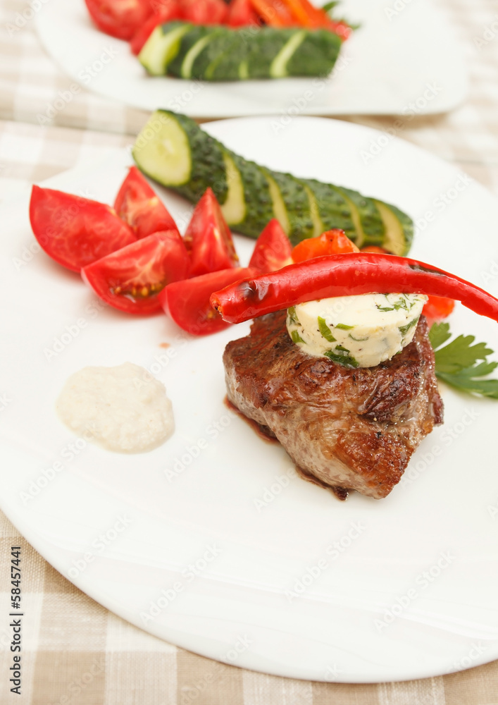 steak with fresh vegetables