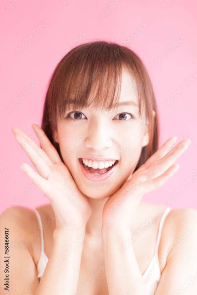 喜ぶ女性 喜ぶ女性