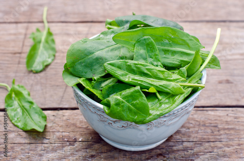 Fresh spinach in a bowl