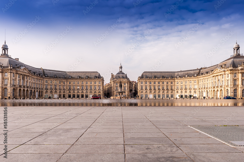 Place de la bourse à Bordeaux