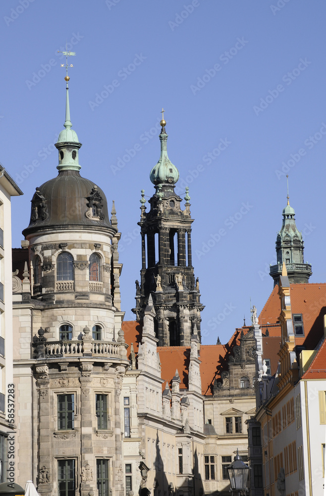 Fototapeta premium Schloss und Kathedrale in Dresden