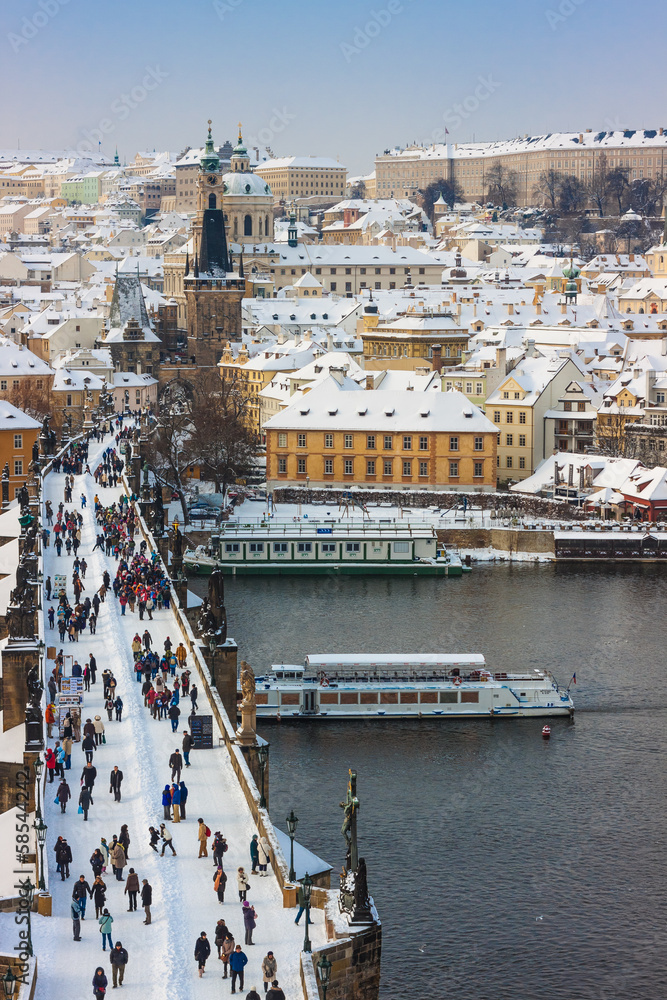 Naklejka premium Karlov or Charles bridge in Prague in winter
