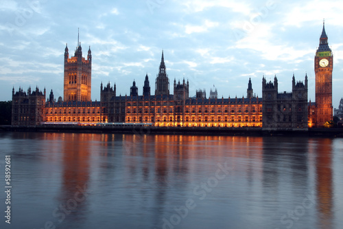 Famous and Beautiful evening view to Big Ben and the House of Pa © konstantant