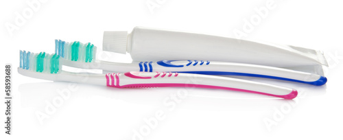 Fototapeta Naklejka Na Ścianę i Meble -  The refreshing toothpaste and toothbrush