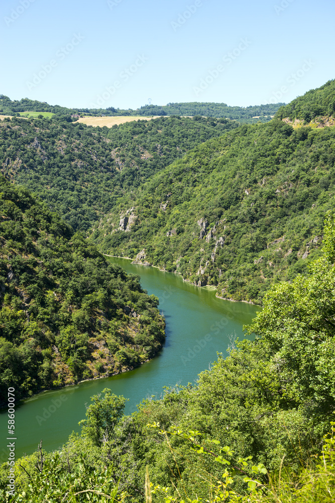 Valley of Tarn (Midi-Pyrenees) Valley of Tarn (Midi-Pyrenees)
