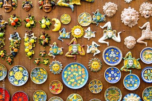 Trinacria, plates and pottery typical of the Sicilian tradition