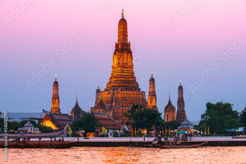 Wat Arun, Bangkok ,Thailand #58610290