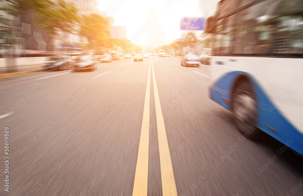 The sunset of the busy roads of major cities