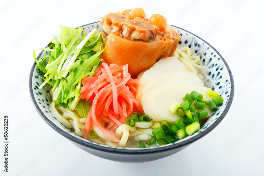 沖縄料理のテビチそば 沖縄料理のテビチそば