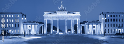 Obraz na płótnie Brandenburg Gate. w salonie